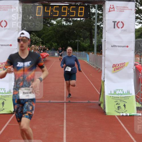 14.06.2026 - 7 Türme Triathlon Andreas Tolksdorf http://msf.ph/oto/9806159 14.06.2026 15:59:57 Ziel 1346, 1549 meine-sportfotos.de