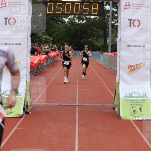 14.06.2026 - 7 Türme Triathlon Andreas Tolksdorf http://msf.ph/oto/9806221 14.06.2026 16:00:57 Ziel 684, 688, 903, 928, 1554, 1657, 1664, 1736 meine-sportfotos.de