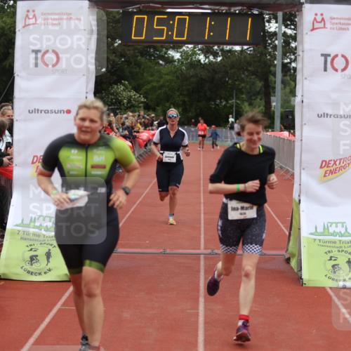 14.06.2026 - 7 Türme Triathlon Andreas Tolksdorf http://msf.ph/oto/9806240 14.06.2026 16:01:10 Ziel 1057, 1630, 1652, 1708 meine-sportfotos.de
