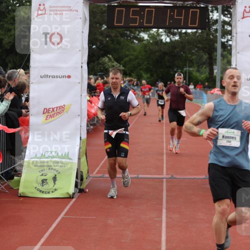 14.06.2026 - 7 Türme Triathlon Andreas Tolksdorf http://msf.ph/oto/9806264 14.06.2026 16:01:39 Ziel 806, 962, 1382, 1790, 1794 meine-sportfotos.de