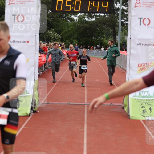 14.06.2026 - 7 Türme Triathlon Andreas Tolksdorf http://msf.ph/oto/9806270 14.06.2026 16:01:43 Ziel 806, 962, 1382, 1790, 1794 meine-sportfotos.de