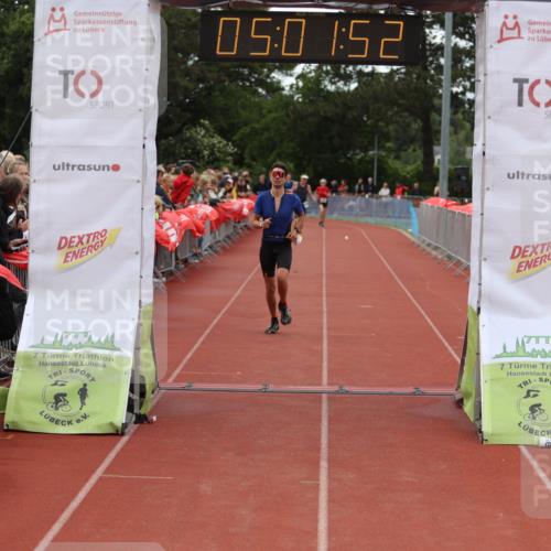14.06.2026 - 7 Türme Triathlon Andreas Tolksdorf http://msf.ph/oto/9806276 14.06.2026 16:01:51 Ziel 962, 1319, 1790 meine-sportfotos.de