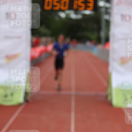 14.06.2026 - 7 Türme Triathlon Andreas Tolksdorf http://msf.ph/oto/9806279 14.06.2026 16:01:52 Ziel 962, 1319, 1790 meine-sportfotos.de