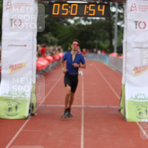 14.06.2026 - 7 Türme Triathlon Andreas Tolksdorf http://msf.ph/oto/9806280 14.06.2026 16:01:53 Ziel 962, 1035, 1319 meine-sportfotos.de
