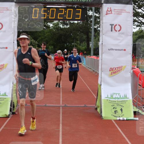 14.06.2026 - 7 Türme Triathlon Andreas Tolksdorf http://msf.ph/oto/9806287 14.06.2026 16:02:02 Ziel 1035, 1555, 1655, 1704, 1781 meine-sportfotos.de