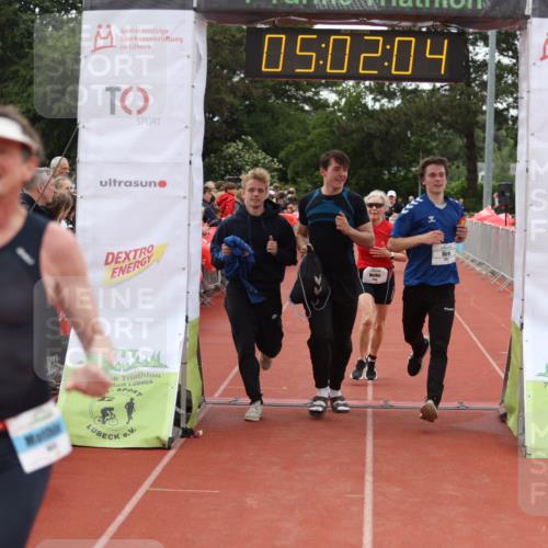 14.06.2026 - 7 Türme Triathlon Andreas Tolksdorf http://msf.ph/oto/9806291 14.06.2026 16:02:03 Ziel 1035, 1555, 1655, 1704, 1781 meine-sportfotos.de