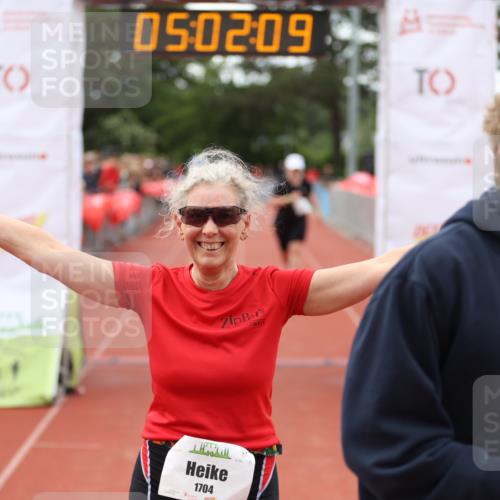 14.06.2026 - 7 Türme Triathlon Andreas Tolksdorf http://msf.ph/oto/9806293 14.06.2026 16:02:08 Ziel 629, 1035, 1555, 1655, 1704, 1781 meine-sportfotos.de