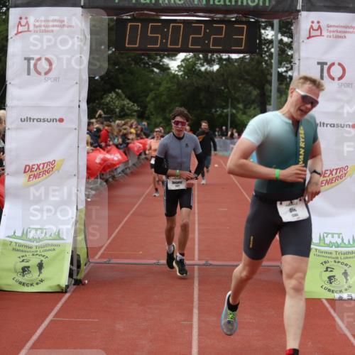 14.06.2026 - 7 Türme Triathlon Andreas Tolksdorf http://msf.ph/oto/9806314 14.06.2026 16:02:22 Ziel 629, 866, 1221, 1386, 1750, 1788, 1795 meine-sportfotos.de