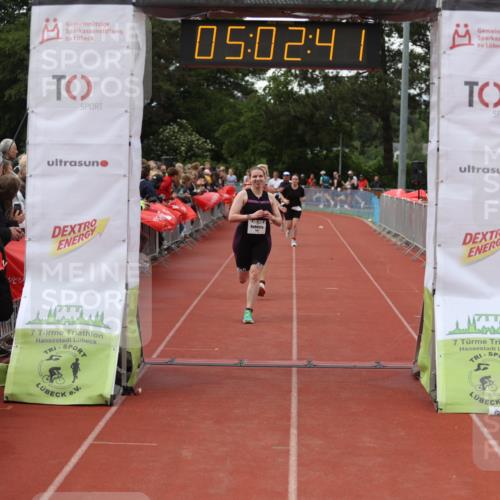 14.06.2026 - 7 Türme Triathlon Andreas Tolksdorf http://msf.ph/oto/9806332 14.06.2026 16:02:40 Ziel 812, 1597, 1599, 1695 meine-sportfotos.de
