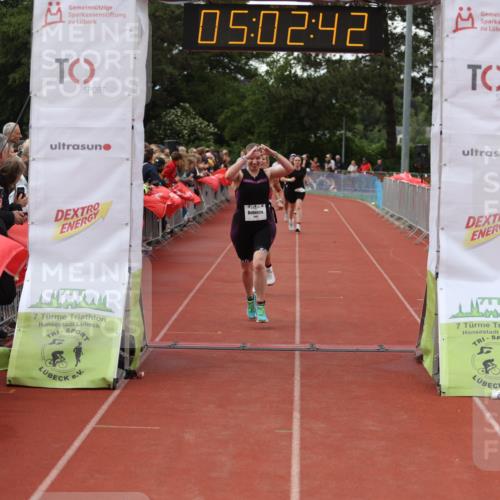 14.06.2026 - 7 Türme Triathlon Andreas Tolksdorf http://msf.ph/oto/9806334 14.06.2026 16:02:41 Ziel 812, 1293, 1597, 1599, 1642, 1695 meine-sportfotos.de