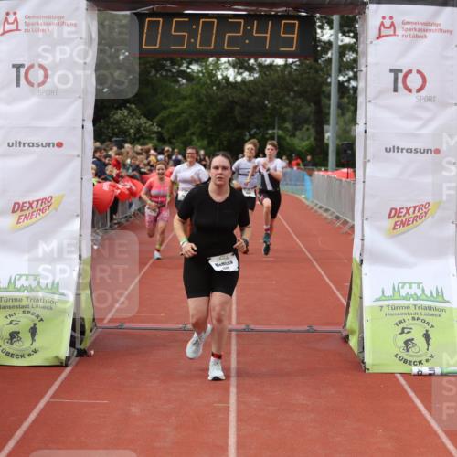 14.06.2026 - 7 Türme Triathlon Andreas Tolksdorf http://msf.ph/oto/9806353 14.06.2026 16:02:47 Ziel 812, 1293, 1511, 1597, 1599, 1642, 1695 meine-sportfotos.de