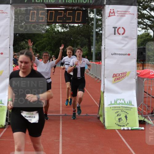 14.06.2026 - 7 Türme Triathlon Andreas Tolksdorf http://msf.ph/oto/9806356 14.06.2026 16:02:49 Ziel 812, 1293, 1322, 1511, 1597, 1599, 1642, 1695 meine-sportfotos.de