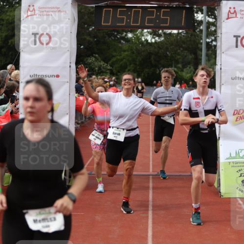 14.06.2026 - 7 Türme Triathlon Andreas Tolksdorf http://msf.ph/oto/9806357 14.06.2026 16:02:50 Ziel 716, 812, 1293, 1322, 1511, 1597, 1599, 1642, 1695 meine-sportfotos.de