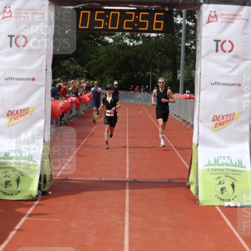 14.06.2026 - 7 Türme Triathlon Andreas Tolksdorf http://msf.ph/oto/9806361 14.06.2026 16:02:55 Ziel 716, 876, 1293, 1322, 1375, 1511, 1599, 1642 meine-sportfotos.de