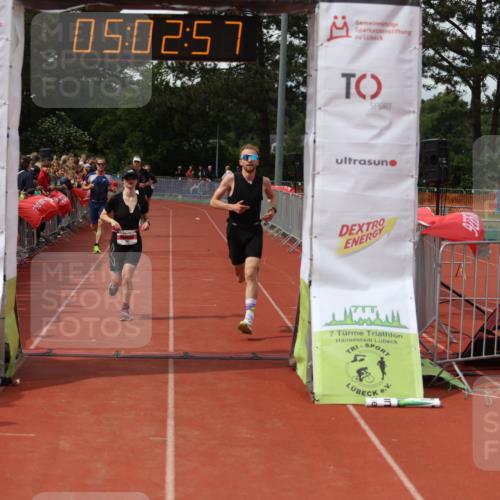14.06.2026 - 7 Türme Triathlon Andreas Tolksdorf http://msf.ph/oto/9806364 14.06.2026 16:02:56 Ziel 716, 876, 1293, 1322, 1375, 1511, 1642 meine-sportfotos.de