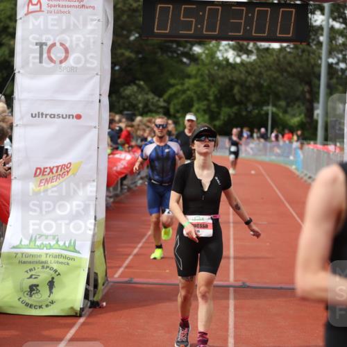14.06.2026 - 7 Türme Triathlon Andreas Tolksdorf http://msf.ph/oto/9806367 14.06.2026 16:02:59 Ziel 716, 876, 1322, 1375, 1747 meine-sportfotos.de