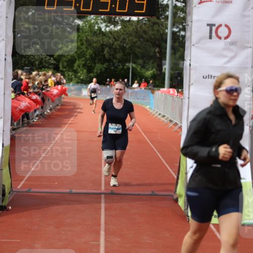 14.06.2026 - 7 Türme Triathlon Andreas Tolksdorf http://msf.ph/oto/9806376 14.06.2026 16:03:08 Ziel 876, 1064, 1375, 1477, 1747 meine-sportfotos.de