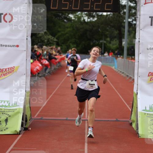 14.06.2026 - 7 Türme Triathlon Andreas Tolksdorf http://msf.ph/oto/9806386 14.06.2026 16:03:21 Ziel 1477, 1503, 1546, 1620 meine-sportfotos.de