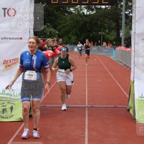 14.06.2026 - 7 Türme Triathlon Andreas Tolksdorf http://msf.ph/oto/9806405 14.06.2026 16:03:31 Ziel 1475, 1503, 1546, 1548 meine-sportfotos.de