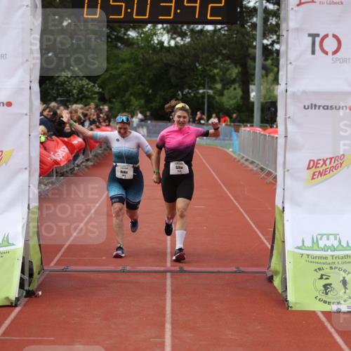14.06.2026 - 7 Türme Triathlon Andreas Tolksdorf http://msf.ph/oto/9806422 14.06.2026 16:03:41 Ziel 1475, 1723, 1724 meine-sportfotos.de