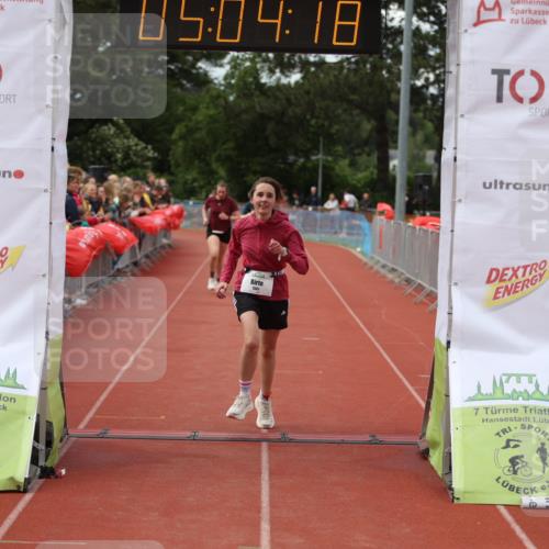 14.06.2026 - 7 Türme Triathlon Andreas Tolksdorf http://msf.ph/oto/9806455 14.06.2026 16:04:17 Ziel 940, 1483, 1561, 1595 meine-sportfotos.de