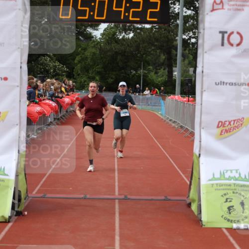 14.06.2026 - 7 Türme Triathlon Andreas Tolksdorf http://msf.ph/oto/9806461 14.06.2026 16:04:21 Ziel 940, 1561, 1595 meine-sportfotos.de