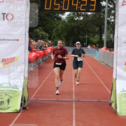 14.06.2026 - 7 Türme Triathlon Andreas Tolksdorf http://msf.ph/oto/9806462 14.06.2026 16:04:22 Ziel 940, 1561, 1595 meine-sportfotos.de