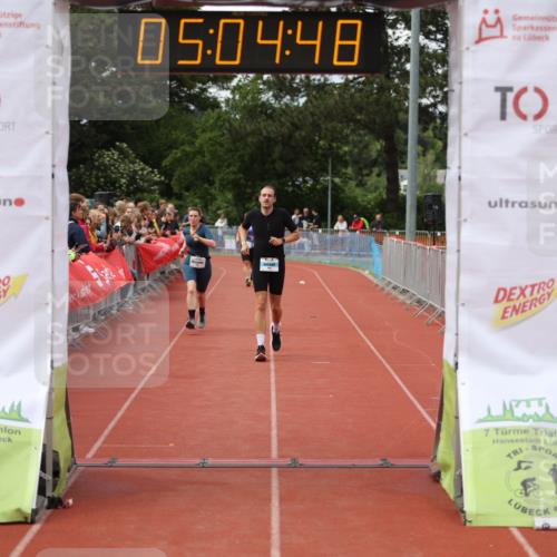 14.06.2026 - 7 Türme Triathlon Andreas Tolksdorf http://msf.ph/oto/9806474 14.06.2026 16:04:47 Ziel 946, 1717 meine-sportfotos.de