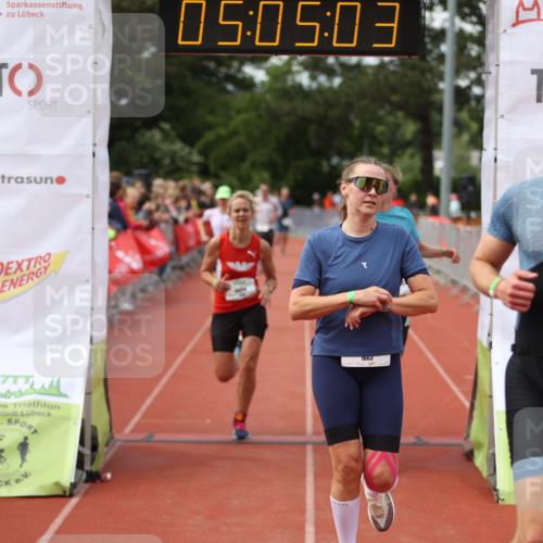 14.06.2026 - 7 Türme Triathlon Andreas Tolksdorf http://msf.ph/oto/9806498 14.06.2026 16:05:01 Ziel 811, 1367, 1663, 1689, 1700, 1778 meine-sportfotos.de