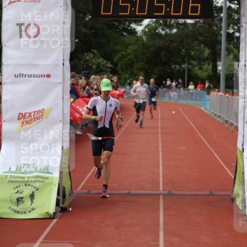 14.06.2026 - 7 Türme Triathlon Andreas Tolksdorf http://msf.ph/oto/9806503 14.06.2026 16:05:05 Ziel 811, 892, 1367, 1459, 1663, 1689, 1700, 1778 meine-sportfotos.de