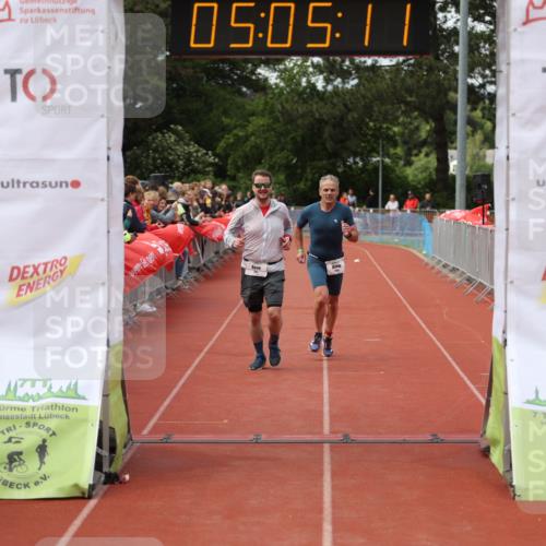 14.06.2026 - 7 Türme Triathlon Andreas Tolksdorf http://msf.ph/oto/9806505 14.06.2026 16:05:09 Ziel 811, 892, 1367, 1459, 1663, 1689, 1778 meine-sportfotos.de