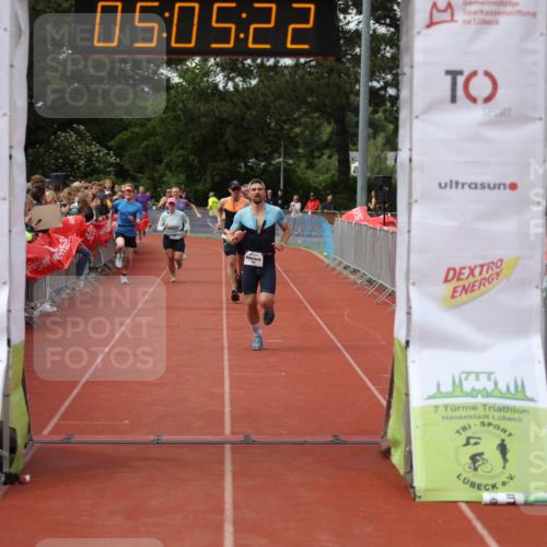 14.06.2026 - 7 Türme Triathlon Andreas Tolksdorf http://msf.ph/oto/9806510 14.06.2026 16:05:21 Ziel 852, 934, 1335, 1362, 1686, 1782 meine-sportfotos.de