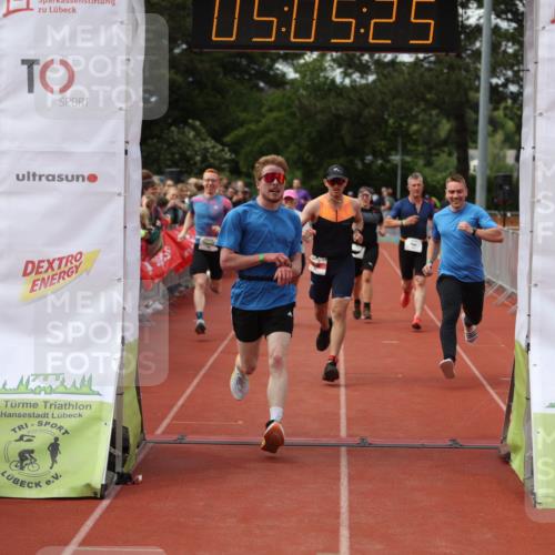 14.06.2026 - 7 Türme Triathlon Andreas Tolksdorf http://msf.ph/oto/9806520 14.06.2026 16:05:24 Ziel 852, 934, 1334, 1335, 1362, 1686, 1782 meine-sportfotos.de
