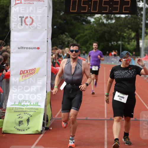 14.06.2026 - 7 Türme Triathlon Andreas Tolksdorf http://msf.ph/oto/9806530 14.06.2026 16:05:31 Ziel 852, 934, 1334, 1335, 1362, 1395, 1686, 1782 meine-sportfotos.de