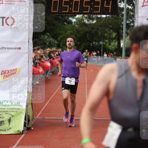 14.06.2026 - 7 Türme Triathlon Andreas Tolksdorf http://msf.ph/oto/9806533 14.06.2026 16:05:33 Ziel 852, 934, 1334, 1335, 1395, 1686 meine-sportfotos.de