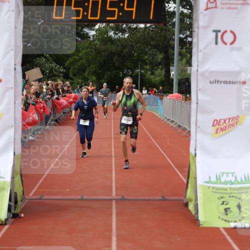 14.06.2026 - 7 Türme Triathlon Andreas Tolksdorf http://msf.ph/oto/9806536 14.06.2026 16:05:40 Ziel 1212, 1253, 1395, 1506 meine-sportfotos.de