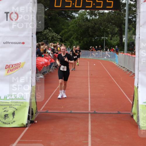 14.06.2026 - 7 Türme Triathlon Andreas Tolksdorf http://msf.ph/oto/9806559 14.06.2026 16:05:54 Ziel 842, 1212, 1538 meine-sportfotos.de