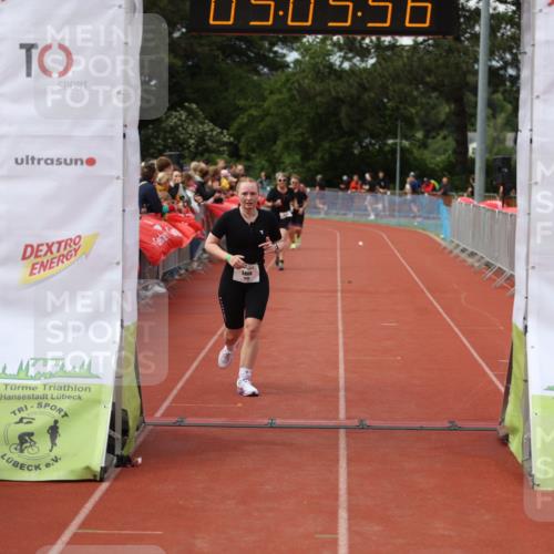 14.06.2026 - 7 Türme Triathlon Andreas Tolksdorf http://msf.ph/oto/9806561 14.06.2026 16:05:55 Ziel 842, 1212, 1538 meine-sportfotos.de