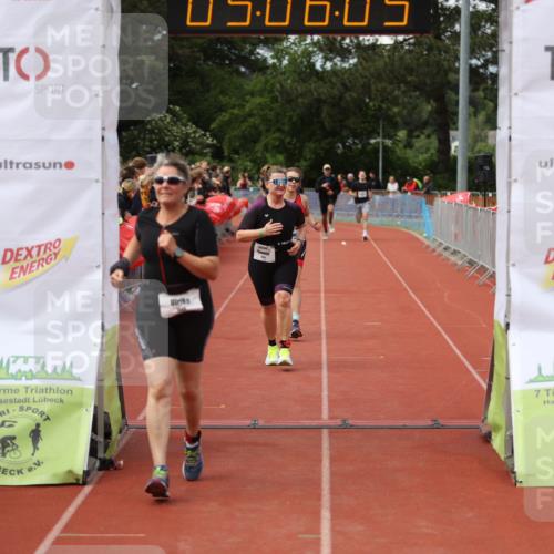 14.06.2026 - 7 Türme Triathlon Andreas Tolksdorf http://msf.ph/oto/9806568 14.06.2026 16:06:04 Ziel 1082, 1538, 1585, 1669, 1771 meine-sportfotos.de