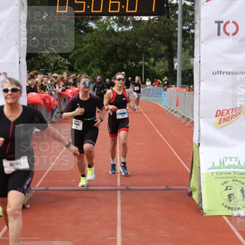 14.06.2026 - 7 Türme Triathlon Andreas Tolksdorf http://msf.ph/oto/9806569 14.06.2026 16:06:06 Ziel 1082, 1585, 1669, 1771 meine-sportfotos.de