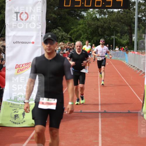 14.06.2026 - 7 Türme Triathlon Andreas Tolksdorf http://msf.ph/oto/9806598 14.06.2026 16:06:33 Ziel 736, 773, 1050, 1442, 1785 meine-sportfotos.de