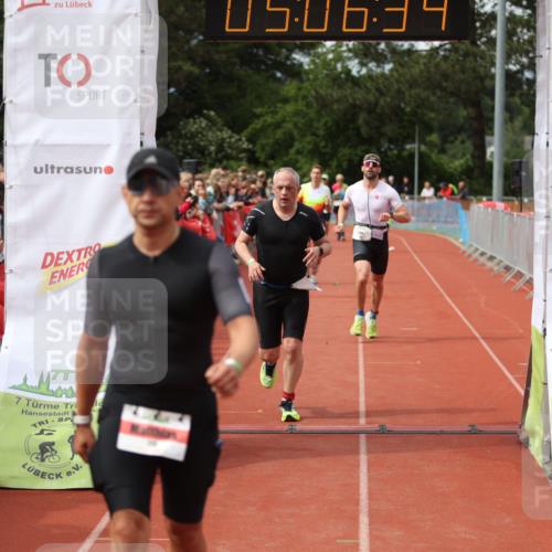14.06.2026 - 7 Türme Triathlon Andreas Tolksdorf http://msf.ph/oto/9806599 14.06.2026 16:06:33 Ziel 736, 773, 1050, 1442, 1785 meine-sportfotos.de