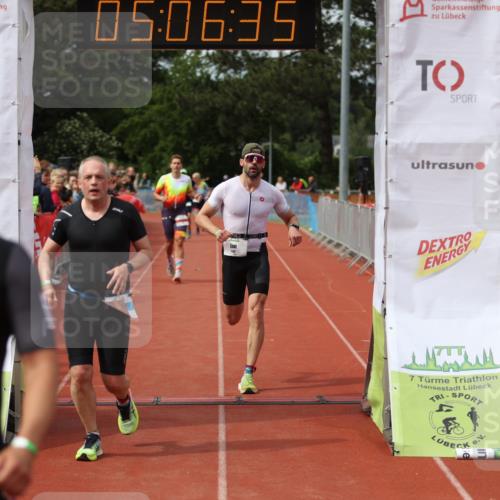 14.06.2026 - 7 Türme Triathlon Andreas Tolksdorf http://msf.ph/oto/9806602 14.06.2026 16:06:34 Ziel 736, 773, 1050, 1442, 1785 meine-sportfotos.de