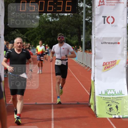 14.06.2026 - 7 Türme Triathlon Andreas Tolksdorf http://msf.ph/oto/9806603 14.06.2026 16:06:34 Ziel 736, 773, 1050, 1442, 1785 meine-sportfotos.de