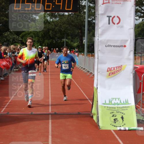 14.06.2026 - 7 Türme Triathlon Andreas Tolksdorf http://msf.ph/oto/9806614 14.06.2026 16:06:38 Ziel 736, 1050, 1066, 1442, 1785 meine-sportfotos.de