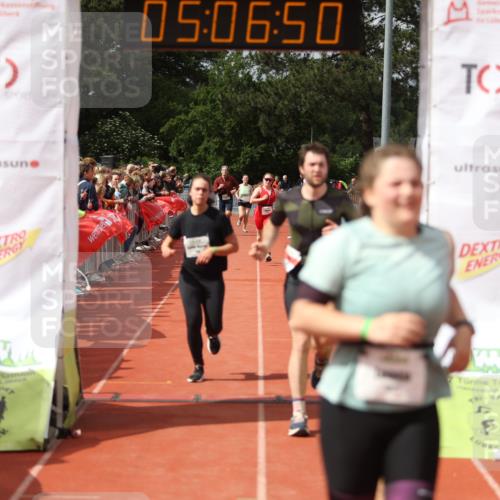 14.06.2026 - 7 Türme Triathlon Andreas Tolksdorf http://msf.ph/oto/9806631 14.06.2026 16:06:49 Ziel 785, 1066, 1274, 1407, 1521, 1551, 1727, 1780 meine-sportfotos.de
