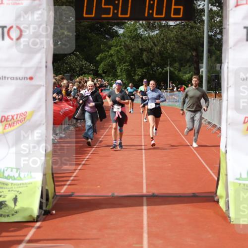 14.06.2026 - 7 Türme Triathlon Andreas Tolksdorf http://msf.ph/oto/9806647 14.06.2026 16:07:05 Ziel 899, 1359, 1407, 1464, 1632, 1643 meine-sportfotos.de