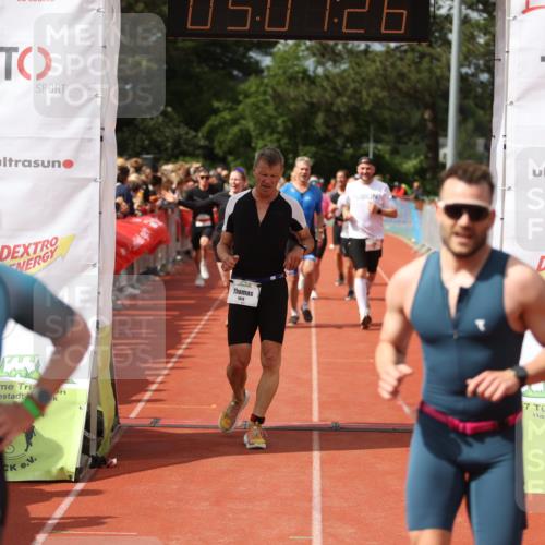 14.06.2026 - 7 Türme Triathlon Andreas Tolksdorf http://msf.ph/oto/9806674 14.06.2026 16:07:24 Ziel 771, 815, 885, 1044, 1213, 1300, 1414, 1547, 1600, 1624, 1755 meine-sportfotos.de