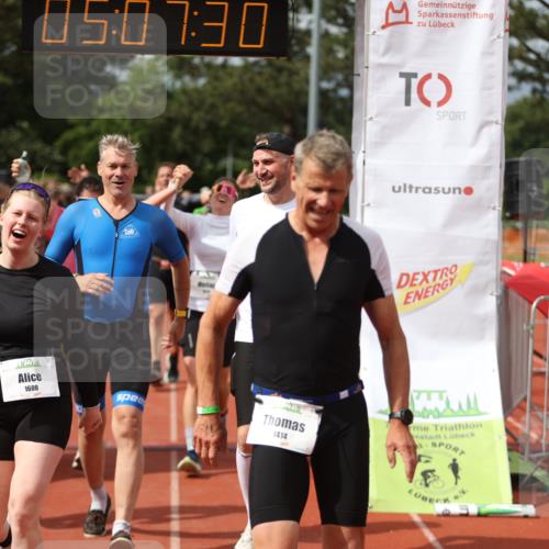 14.06.2026 - 7 Türme Triathlon Andreas Tolksdorf http://msf.ph/oto/9806680 14.06.2026 16:07:29 Ziel 771, 815, 885, 1044, 1300, 1414, 1444, 1547, 1600, 1624, 1798 meine-sportfotos.de