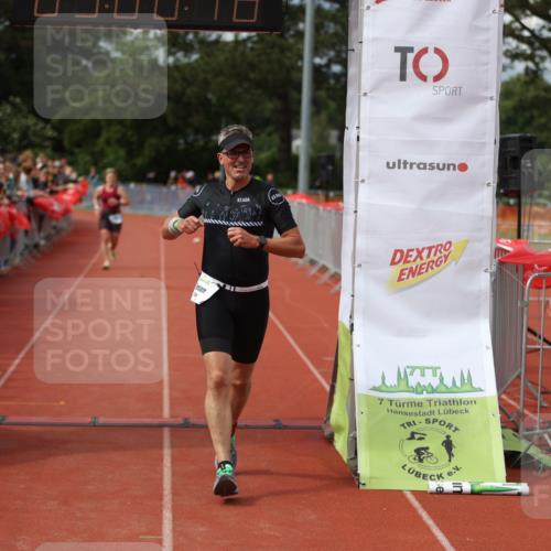 14.06.2026 - 7 Türme Triathlon Andreas Tolksdorf http://msf.ph/oto/9806721 14.06.2026 16:08:16 Ziel 1244, 1507 meine-sportfotos.de